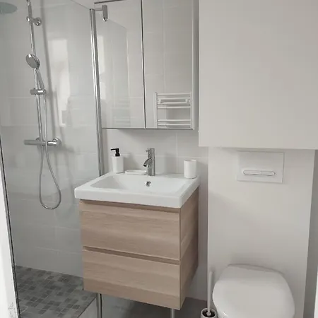 Appartement Meublé Lumineux Au Coeur Du Bocage Vendéen *