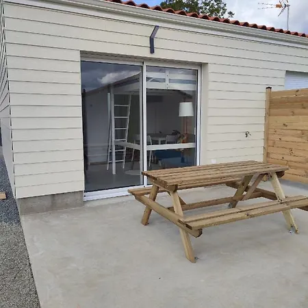 Meuble Lumineux Au Coeur Du Bocage Vendeen * Saint-Fulgent